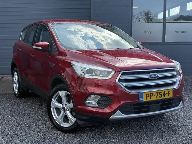 Ford Kuga 1.5 EcoBoost Titanium 2017 Benzine 4