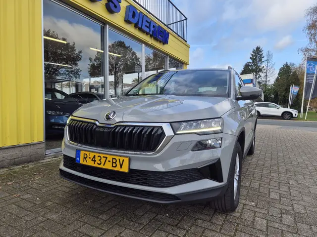 Škoda Karoq 1.0 TSI Business Edition 2022 Benzine 13