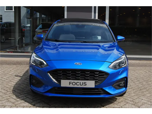 Ford Focus 1.5 EcoBoost ST-Line-X 150pk 5dr 2019 Benzine 6