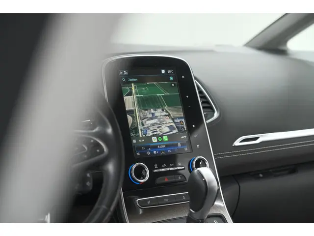 Renault Scénic TCe 140 EDC Bose 2021 Benzine 75