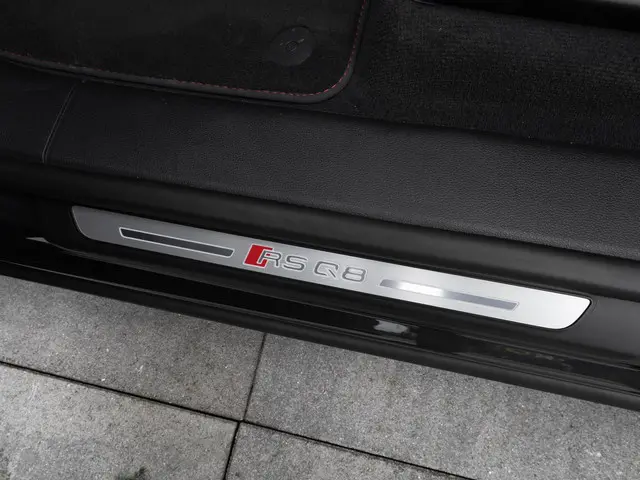 Audi RSQ8 Urban 2021 Benzine 48