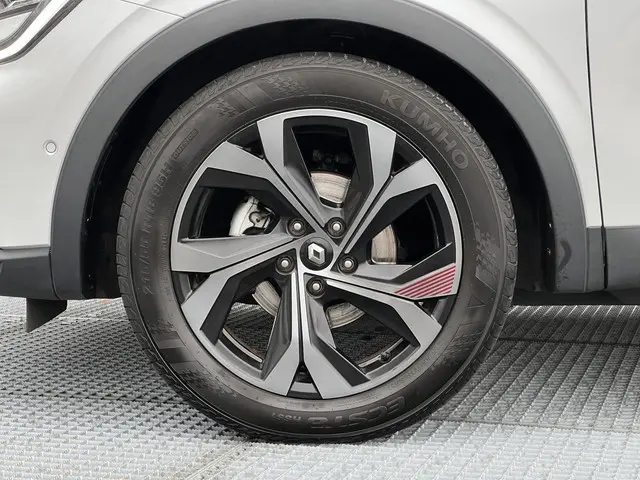 Renault Arkana 1.3 Mild Hybrid 160 R.S. line 2023 Benzine 27