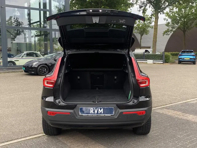 Volvo XC40 Recharge Plus 2022 Elektrisch 6