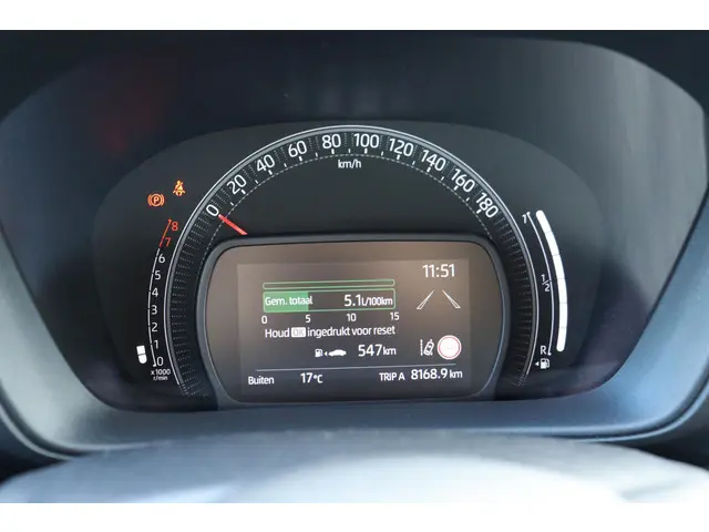 Toyota Aygo X 1.0 VVT-i MT Play, 2024 Benzine 14