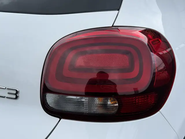 Citroën C3 1.2 PureTech S&S Feel 2019 Benzine 35