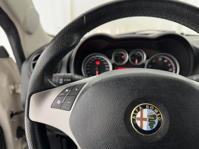 Alfa Romeo MiTo 0.9 TwinAir Distinctive 2013 Benzine 17