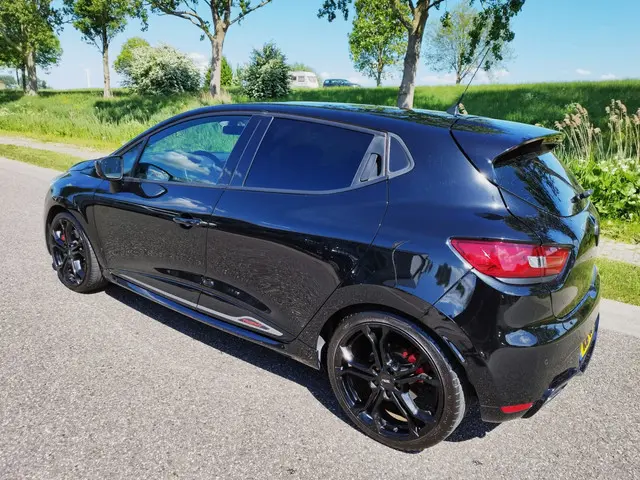 Renault Clio 1.6 R.S. Trophy ** 124.988 KM ** 2016 Benzine 4