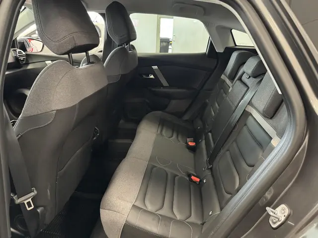 Citroën C4 1.2 Puretech Shine 2022 Benzine 12