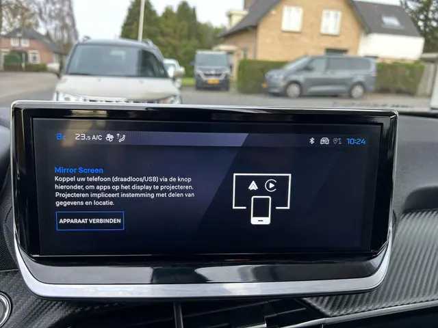 Peugeot 2008 1.2 Hybrid 145 Allure 2025 Hybride Benzine 32