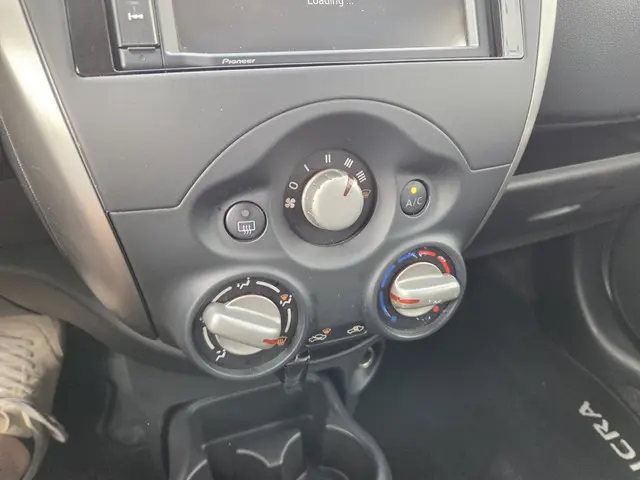 Nissan Micra 1.2 Connect Edition 2016 Benzine 18