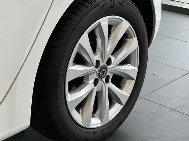 Renault Clio 1.0 TCe Intens 2021 Benzine 26