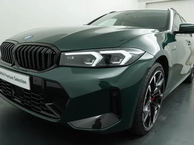 BMW 3 Serie Touring 330e 2025 Hybride Benzine 29