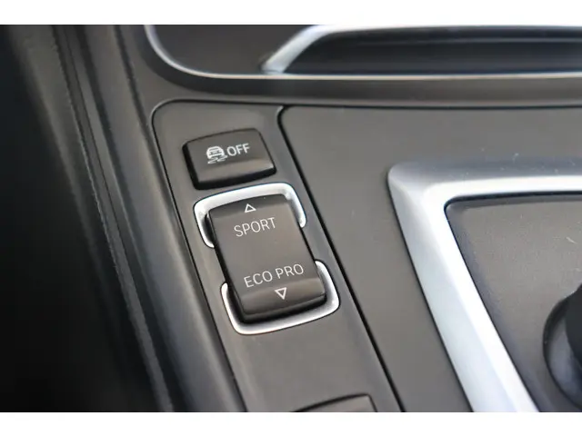 BMW 4 Serie Gran Coupé 418i High Executive 2021 Benzine 28