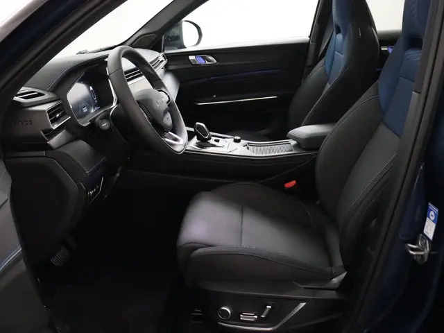 Lynk & Co 01 1.5 2023 Hybride Benzine 6