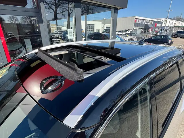 Nissan X-Trail e-4ORCE Tekna Plus 2025 Hybride Benzine 44