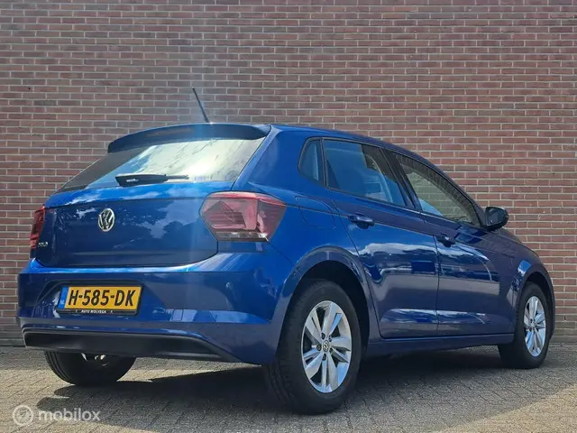 Volkswagen Polo 1.0 TSI Comfortline 2020 Benzine 8