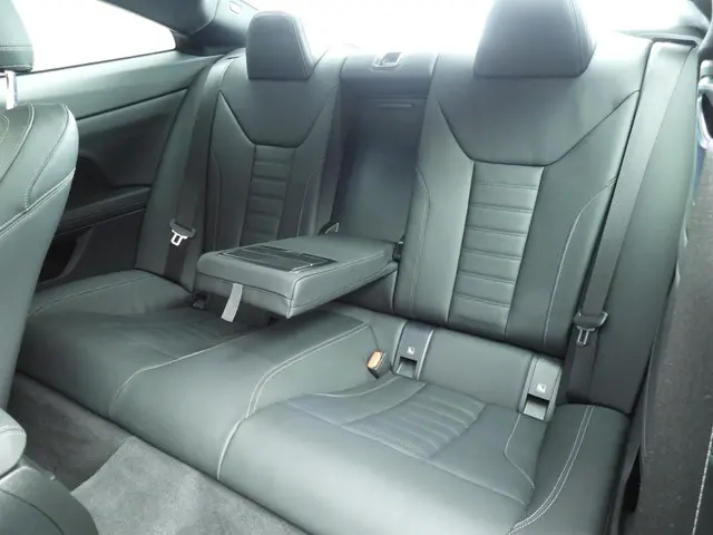 BMW 4 Serie Coupe 420i 2024 Benzine 8