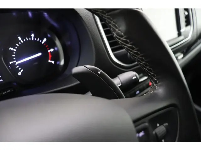 Opel Vivaro 2.0 CDTI L3H1 Innovation 2022 Diesel 28