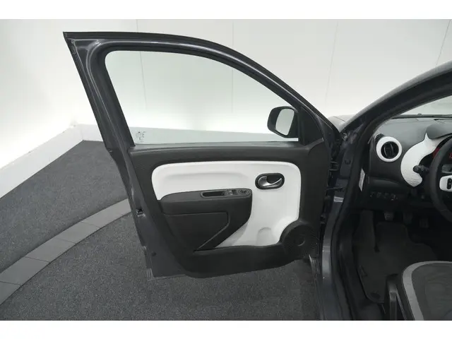 Renault Twingo 1.0 SCe Collection 2021 Benzine 25