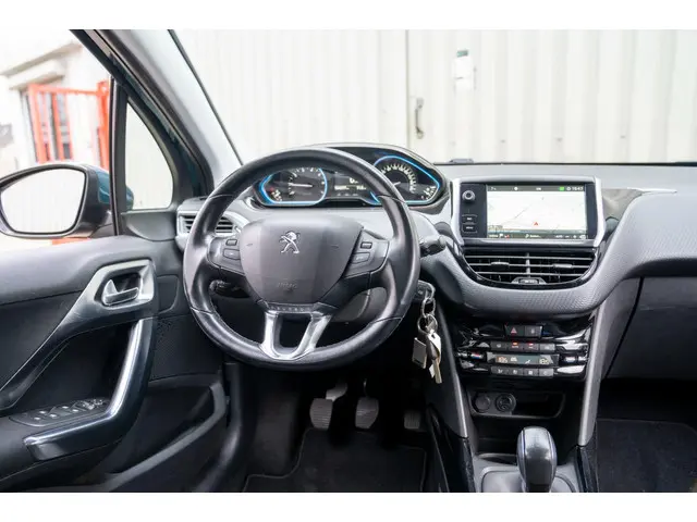 Peugeot 2008 1.2 PureTech Allure 2017 Benzine 22
