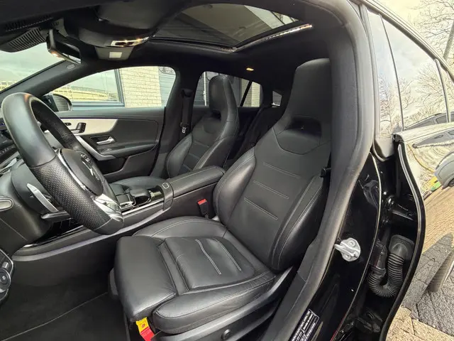 Mercedes-Benz CLA Shooting Brake 180 AMG 2020 Benzine 10