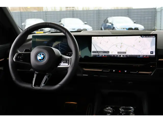 BMW 5 Serie Touring 530e 2025 Hybride Benzine 9