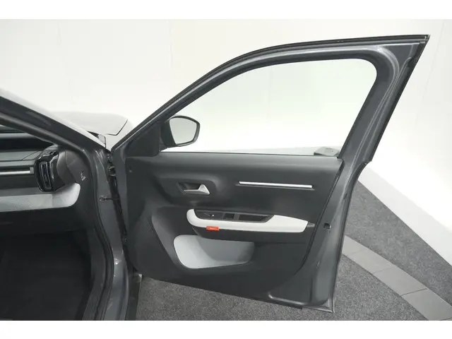 Citroën C3 1.2 Turbo 100pk Max 2025 Benzine 54