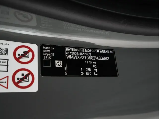 MINI Electric Mini Yours 33 kWh [ 3-Fase ] 2020 Elektrisch 37