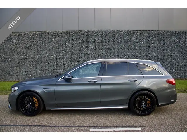Mercedes-Benz C-Klasse Estate AMG 63 S 2017 Benzine 28