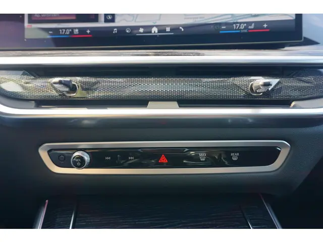 BMW X5 xDrive50e 2024 Hybride Benzine 31