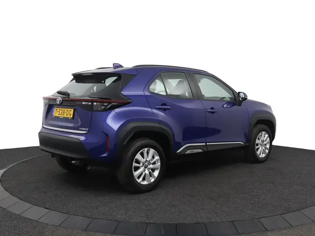 Toyota Yaris Cross 2