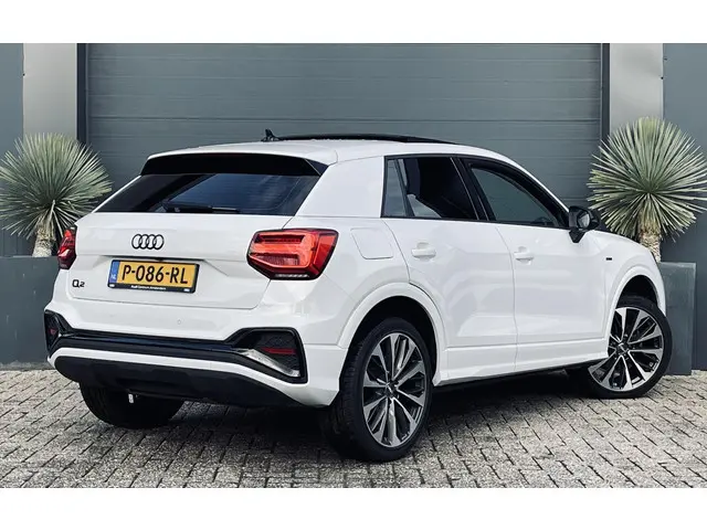 Audi Q2 35 TFSI Pano Automaat s-Line Led 2022 Benzine 11