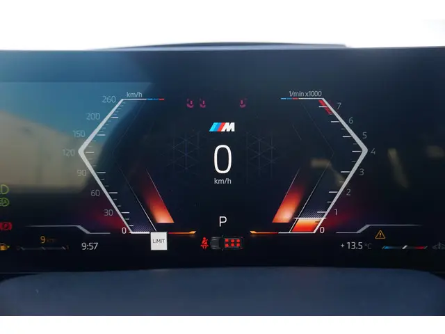 BMW X7 xDrive40i 2025 Benzine 24