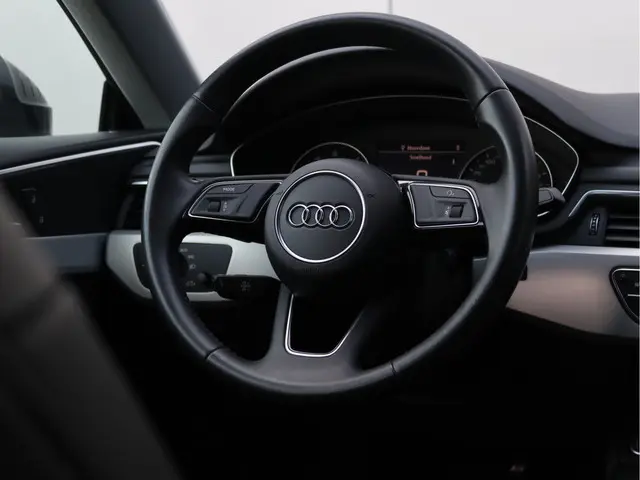 Audi A5 Sportback 35 TFSI S-line Black 2019 Benzine 18