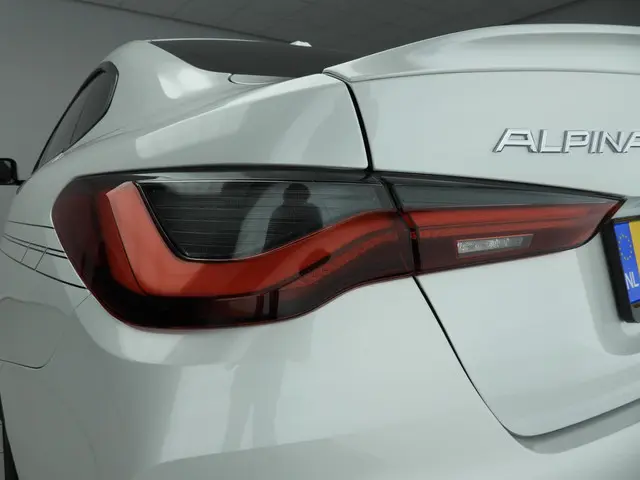 Alpina B4 ALPINA B4 Gran Coupe Allrad 2024 Benzine 38