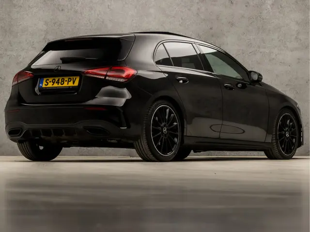 Mercedes-Benz A-Klasse 220 4MATIC AMG 2019 Benzine 5