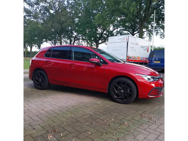 Volkswagen Golf 1.5 TSI Life Business 2022 Benzine 8