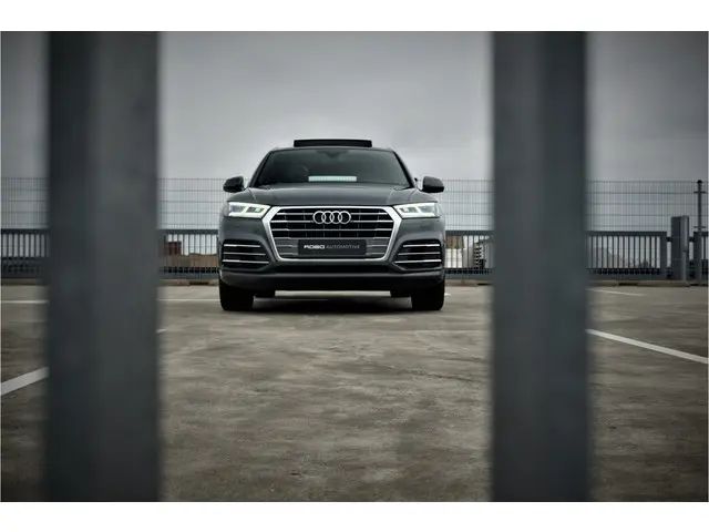 Audi Q5 2.0 TFSI quattro Launch Edition 2017 Benzine 22