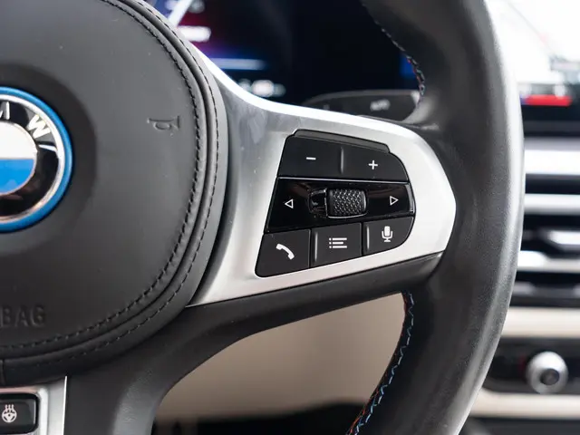 BMW i4 M50 2023 Elektrisch 31