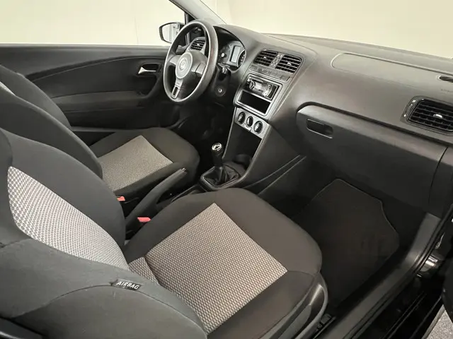 Volkswagen Polo 1.2 Easyline 2012 Benzine 9