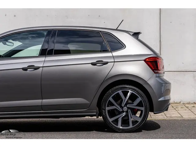 Volkswagen Polo 2.0 TSI GTI 2019 Benzine 13
