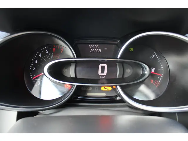 Renault Clio 0.9 TCe Limited 2018 Benzine 4