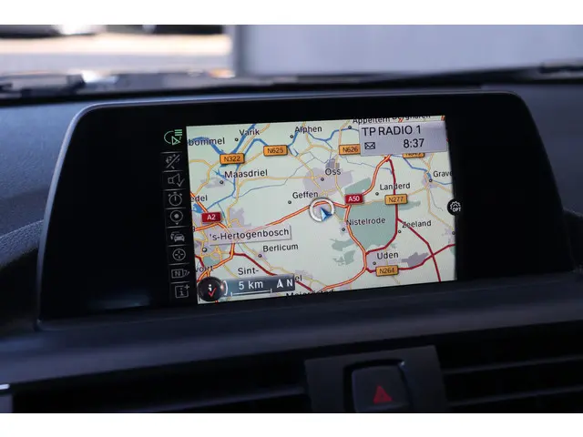 BMW 2 Serie Cabrio 220i M Sport 2015 Benzine 15
