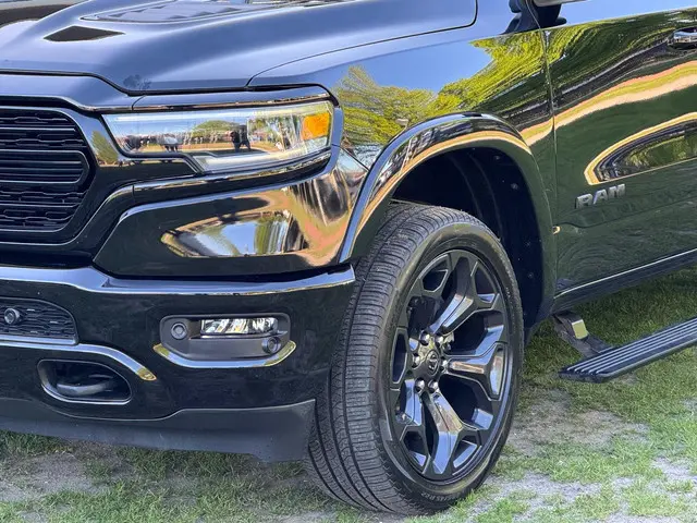 RAM 1500 5.7 V8 4x4 Limited Night 2022 LPG/Gas 7