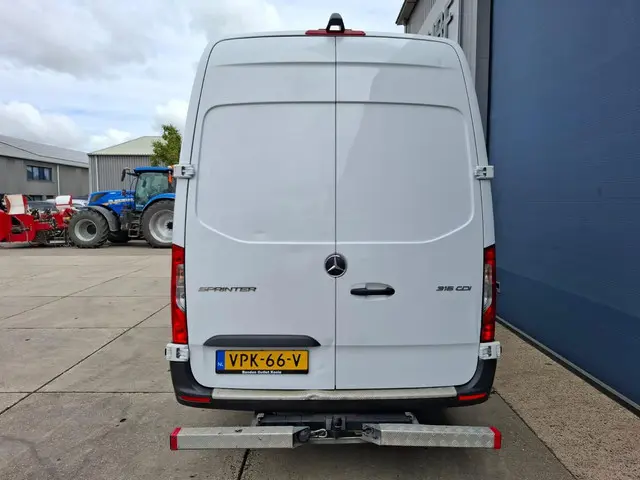 Mercedes-Benz Sprinter 315 1.9 CDI L4H3 RWD 2022 Diesel 10