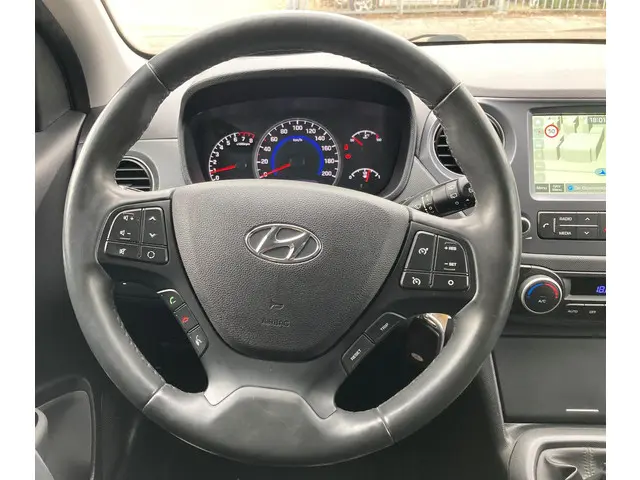 Hyundai i10 1.0i Premium cc, Nvi,Pdc,... 2019 Benzine 14