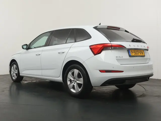 Škoda Scala 1.0 TSI Ambition 2022 Benzine 3