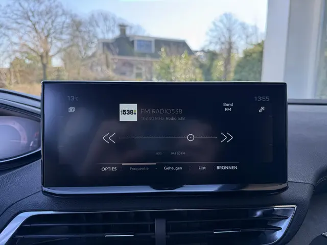 Peugeot 5008 1.2T 130pk Automaat GT 2024 Benzine 11