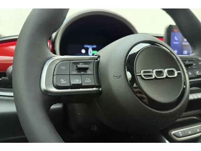 Fiat 600e RED 54 kWh 2025 Elektrisch 21