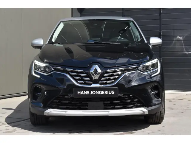 Renault Captur Tce 160 Mild Hybrid Iconic 2022 Benzine 2